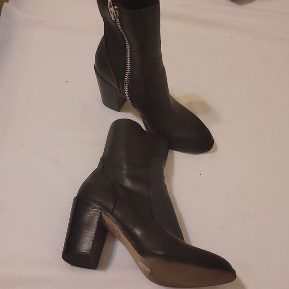 Dolce vita booties size 8 - Picture 9 of 11